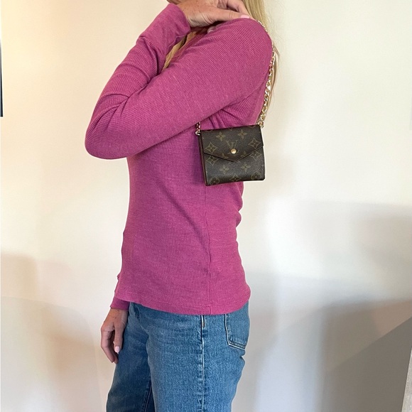 Louis Vuitton Authentic Monogram Elise Wallet on Chain - Picture 7 of 12